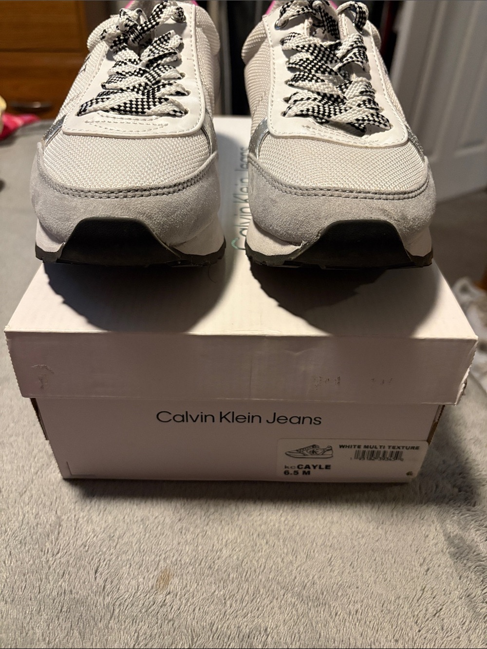 Calvin Klein Jeans Men’s White and Light Gray Runner Sneakers